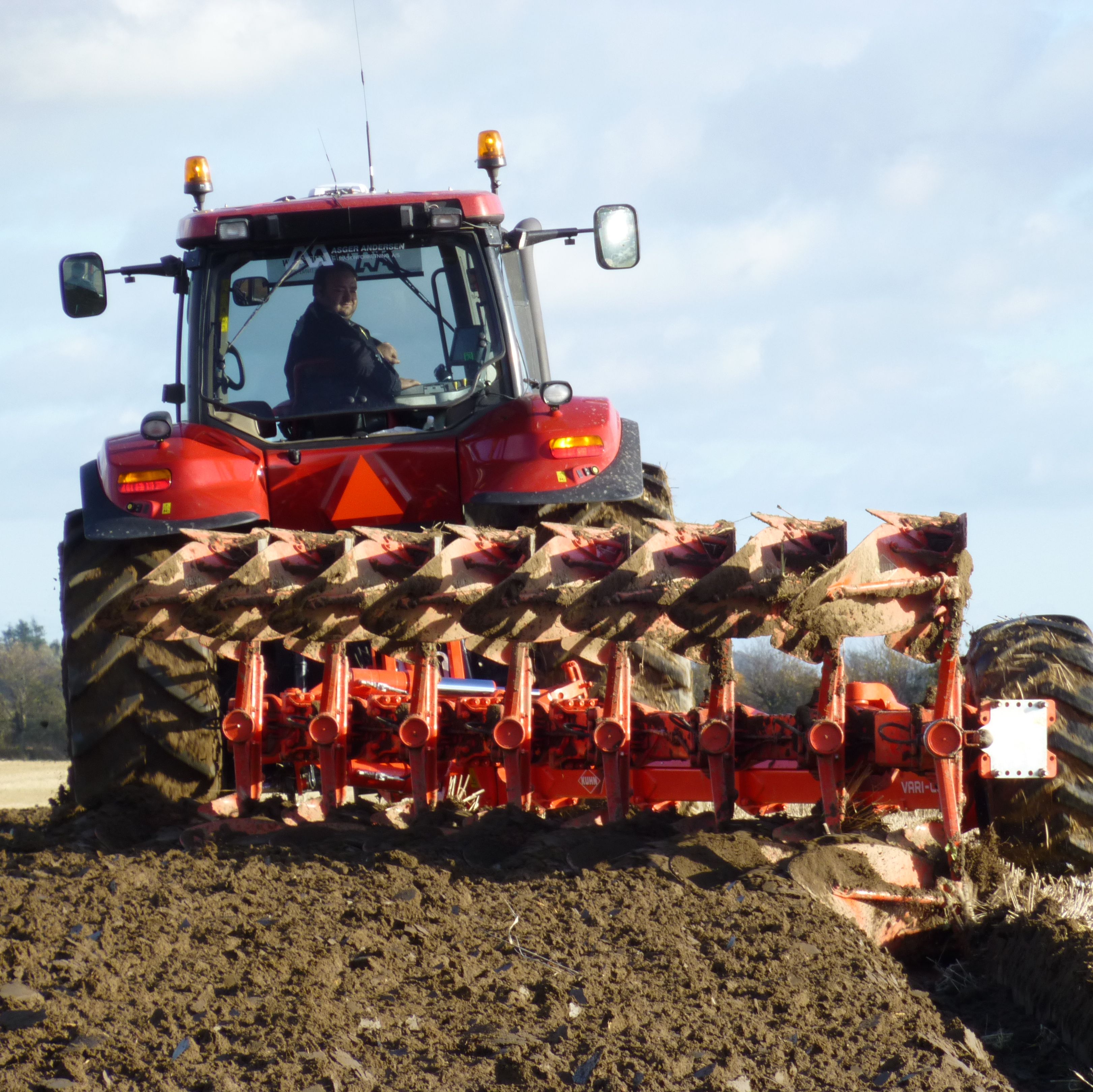 Køb din Kuhn maskine hos Karl Mertz