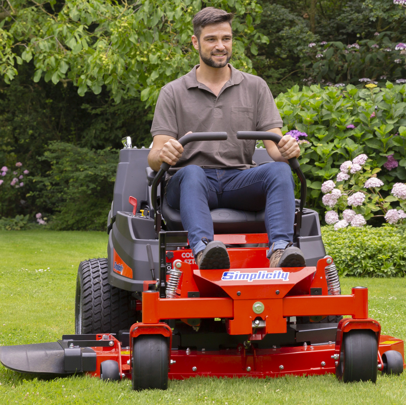 Køb din Simplicity Havetraktor hos Karl Mertz