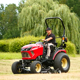 Køb din Yanmar kompakt traktor hos Karl Mertz
